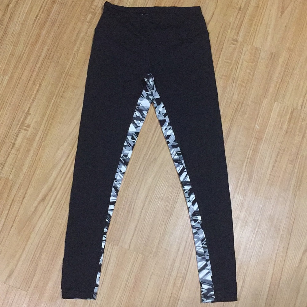 Victoria’s Secret sport Leggings/yoga pants